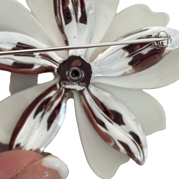 Vintage Signed Sarah Coventry Enamel Floral Flower Brooch Pin MCM retro - Picture 6 of 6